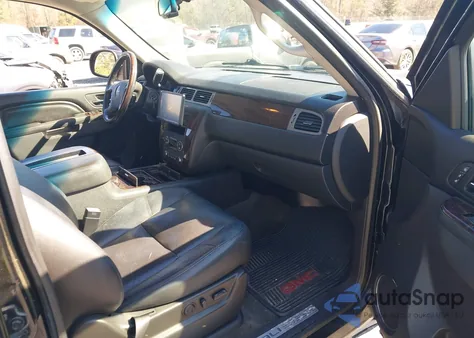 2011 GMC Yukon Xl 1500 Denali z USA, uszkodzony, nr VIN 1GKS2MEF9BR325854